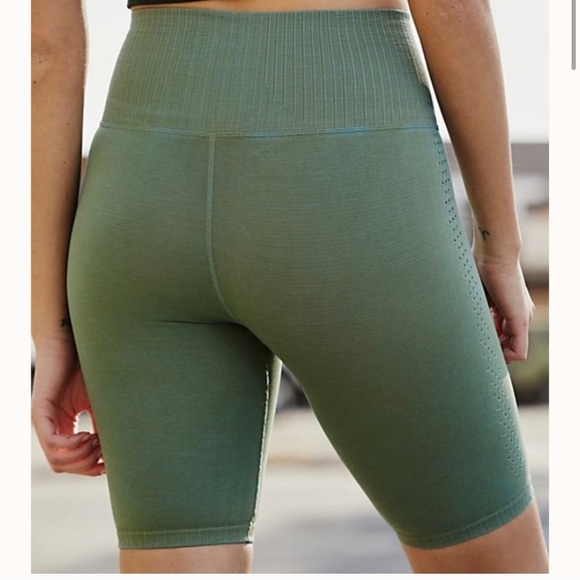 Free People good karma bike shorts - Picture 3 of 6